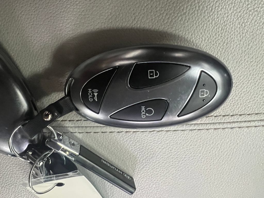 Used 2025 Hyundai Tucson SEL FWD image 31