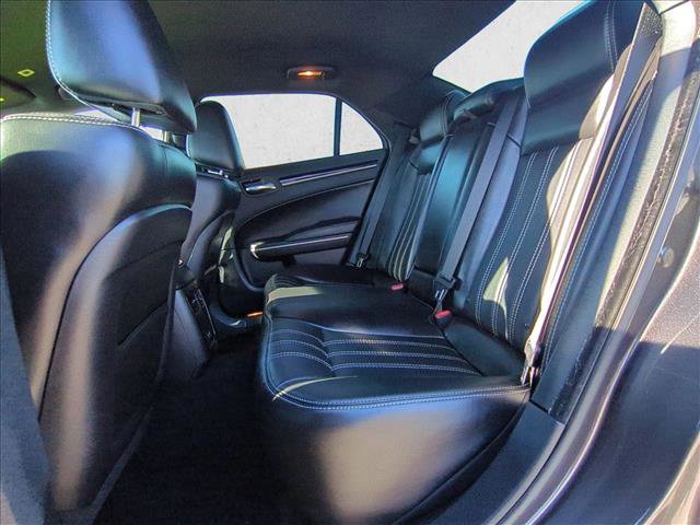 Used 2019 Chrysler 300 S image 19