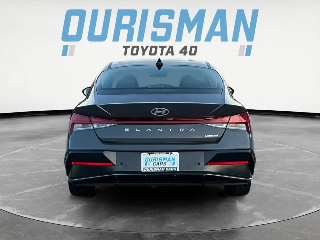 Used 2024 Hyundai Elantra Limited FWD image 6