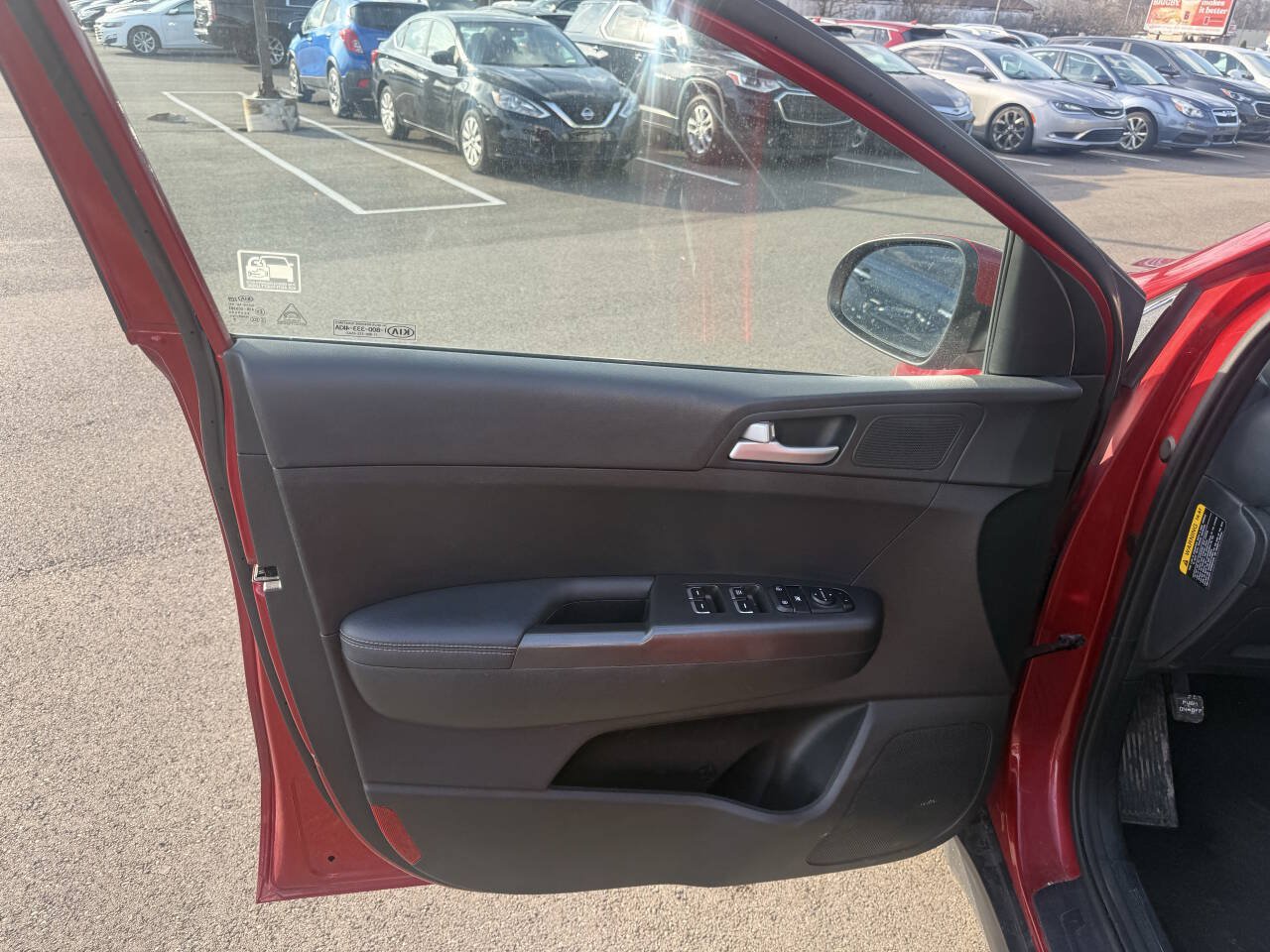 Used 2021 Kia Sportage LX AWD/4WD image 17