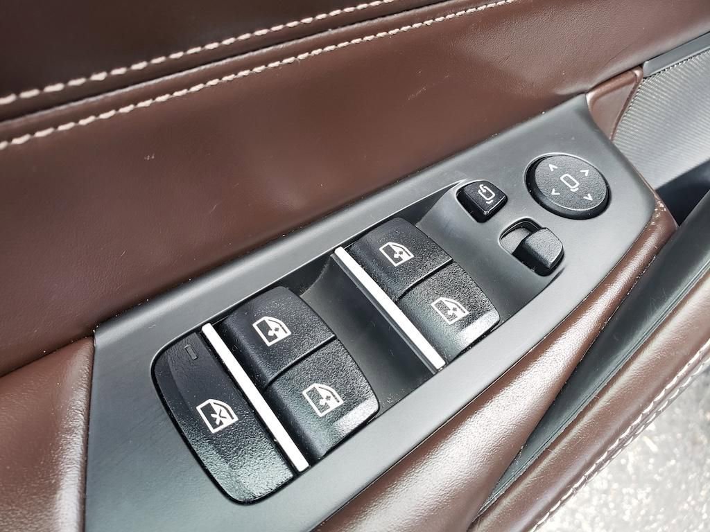 Used 2019 BMW 540i xDrive w/ Convenience Package AWD/4WD image 22