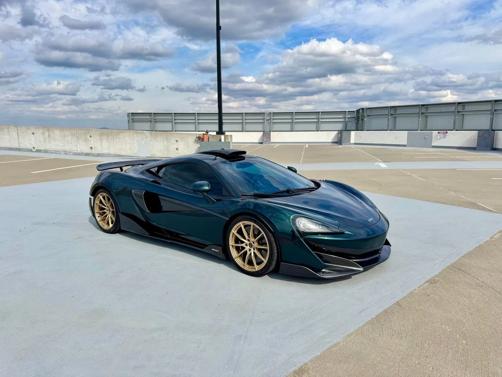 Used 2019 McLaren 600LT image 2