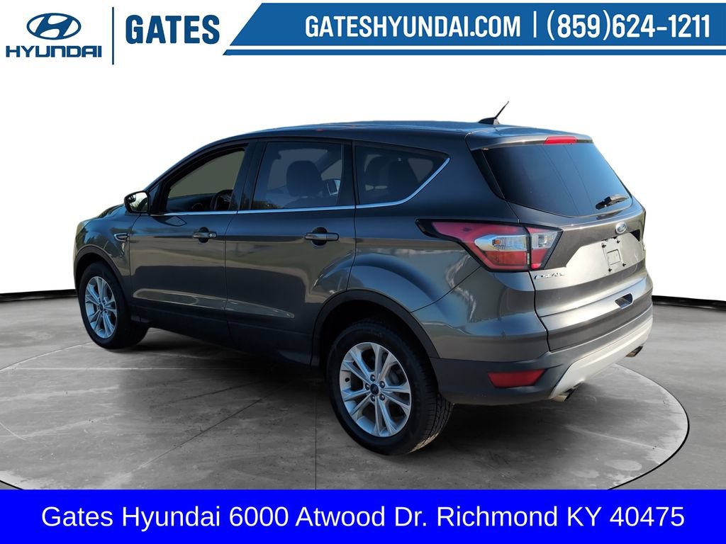 Used 2017 Ford Escape SE AWD/4WD image 7