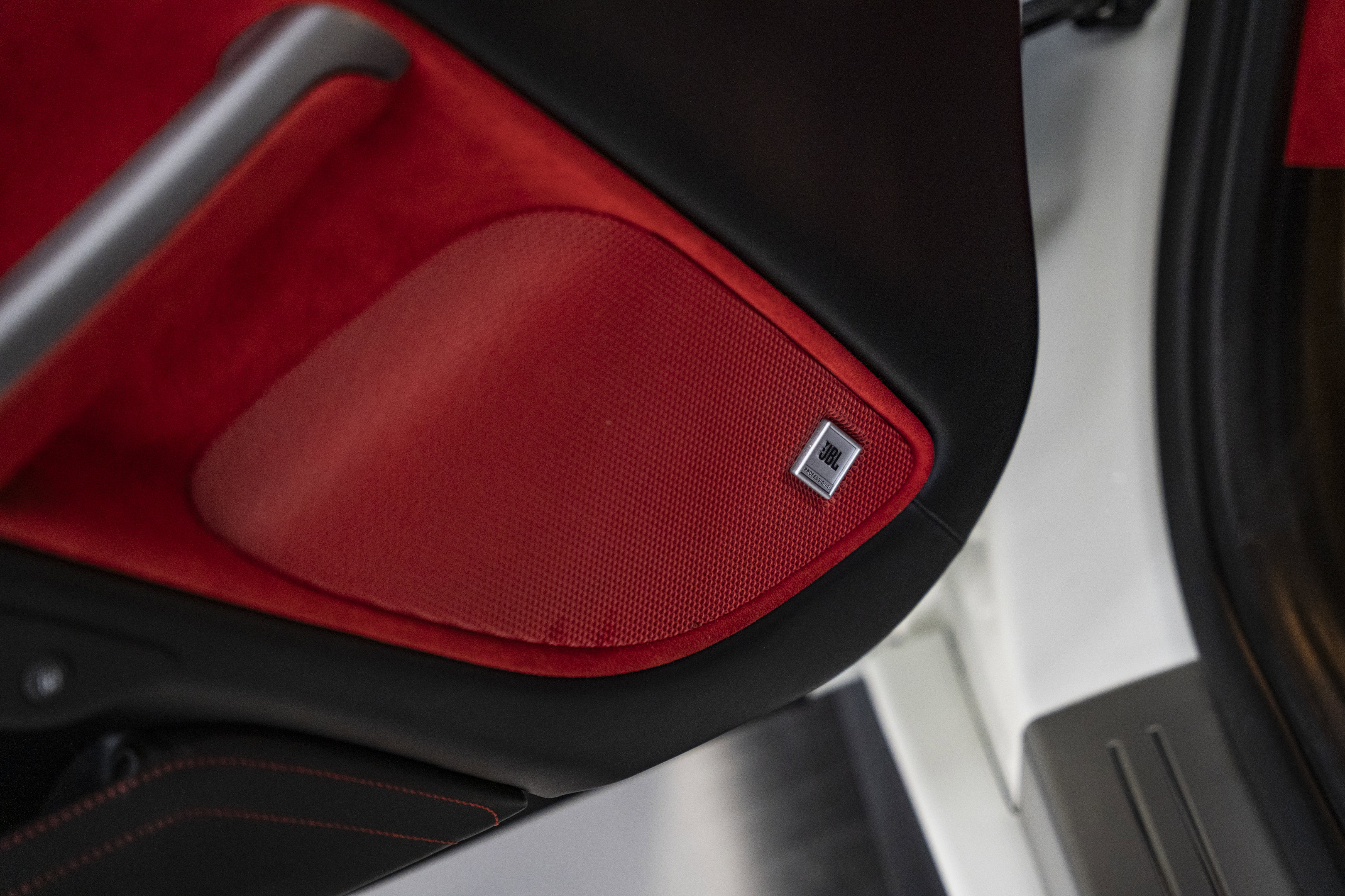 Certified 2015 Ferrari F12 Berlinetta RWD image 21