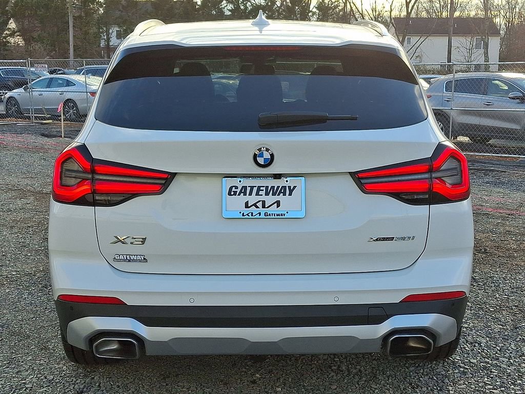 Used 2024 BMW X3 xDrive30i w/ Premium Package w/ZPA image 5