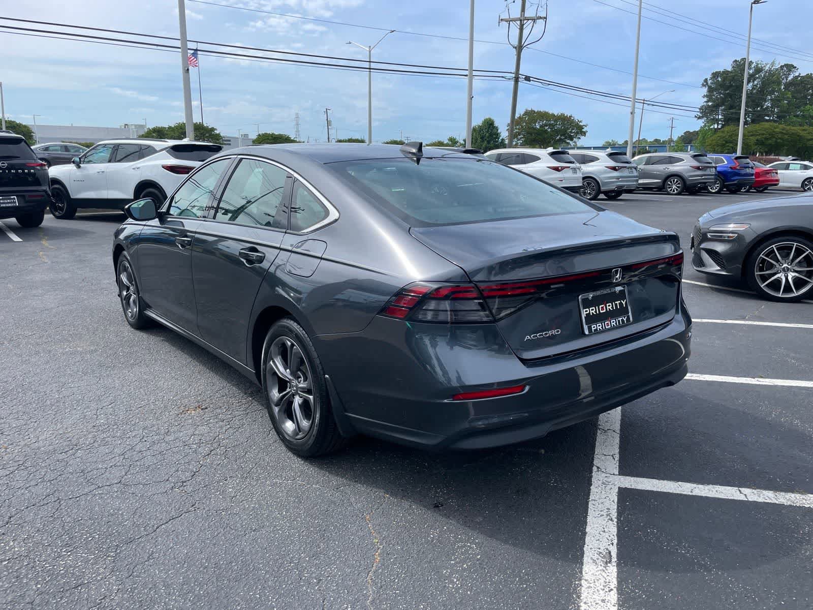 Used 2023 Honda Accord EX image 3