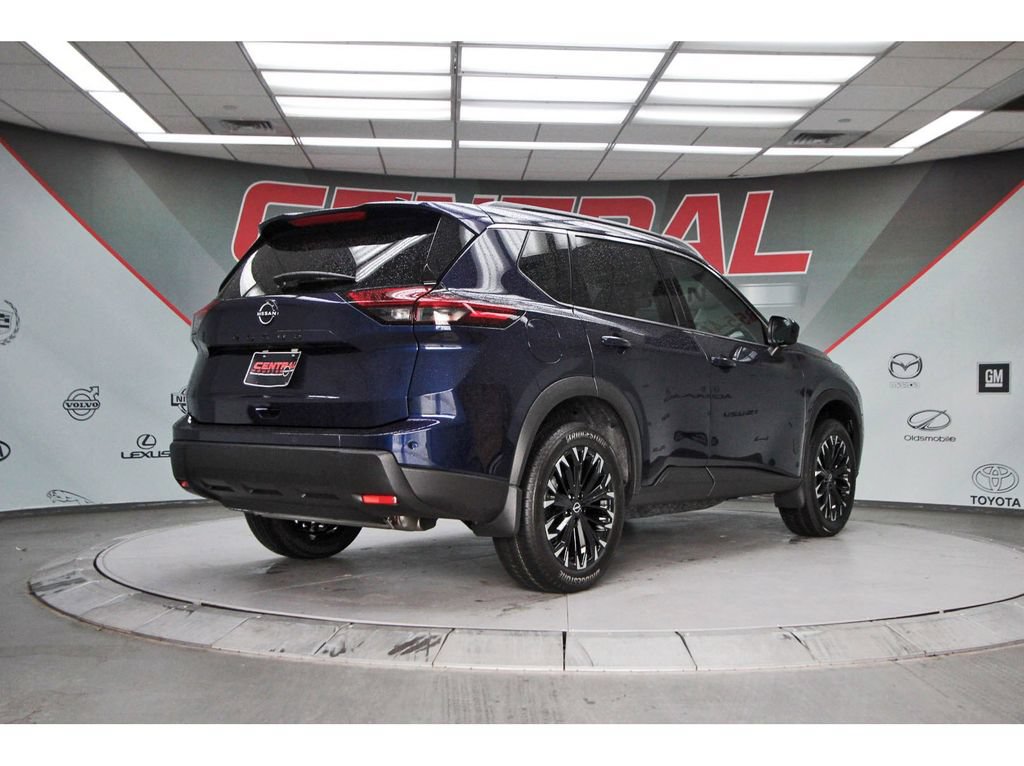 New 2026 Nissan Rogue Dark Armor FWD image 5
