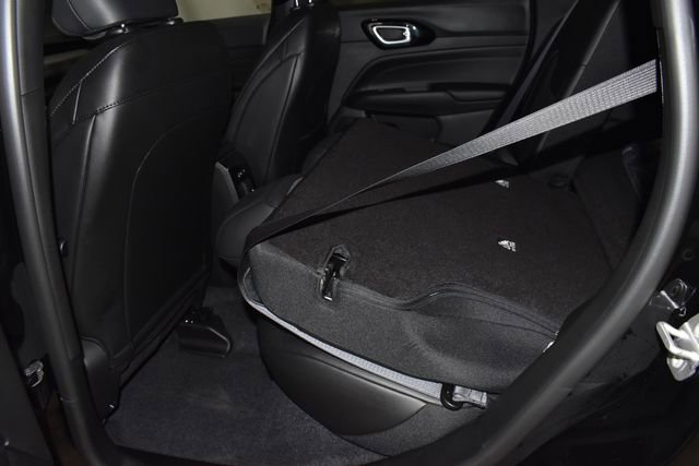 New 2026 Jeep Compass Latitude image 27