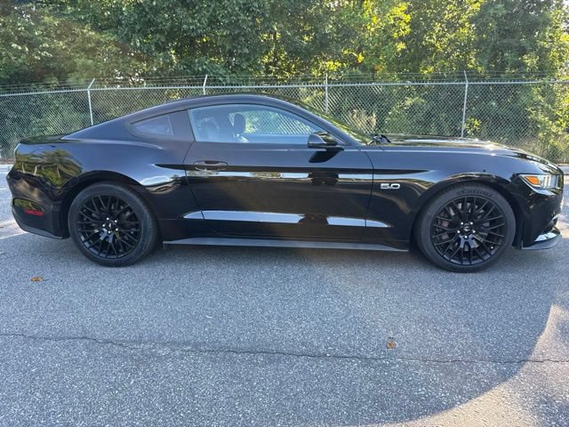 Used 2016 Ford Mustang GT Premium w/ GT Performance Package RWD image 12