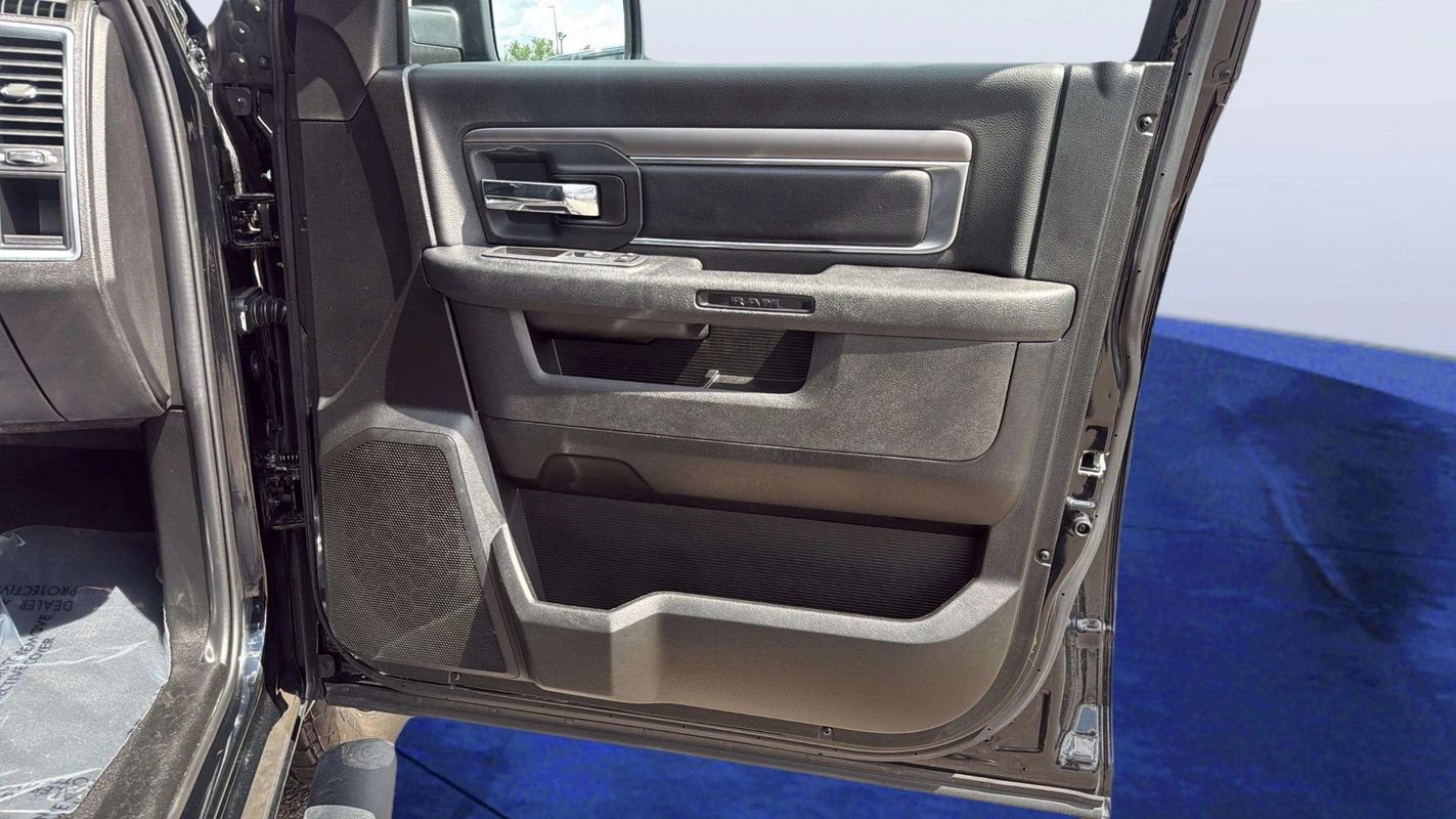 Used 2022 RAM 1500 Warlock w/ Electronics Group AWD/4WD image 17