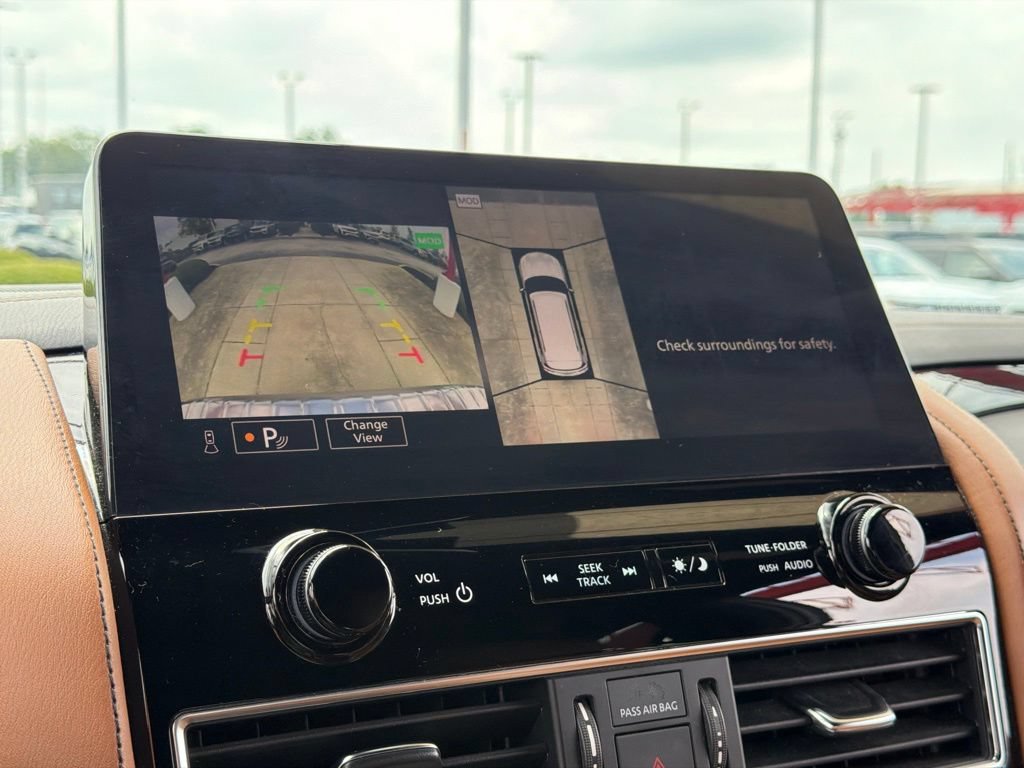 Used 2023 INFINITI QX80 Sensory w/ All-Season Package AWD/4WD image 24