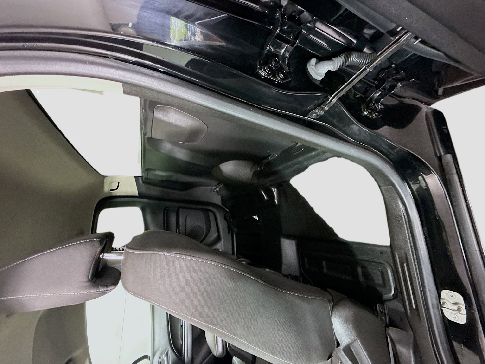 Used 2022 Chevrolet Colorado LT w/ Fleet Safety Package image 24