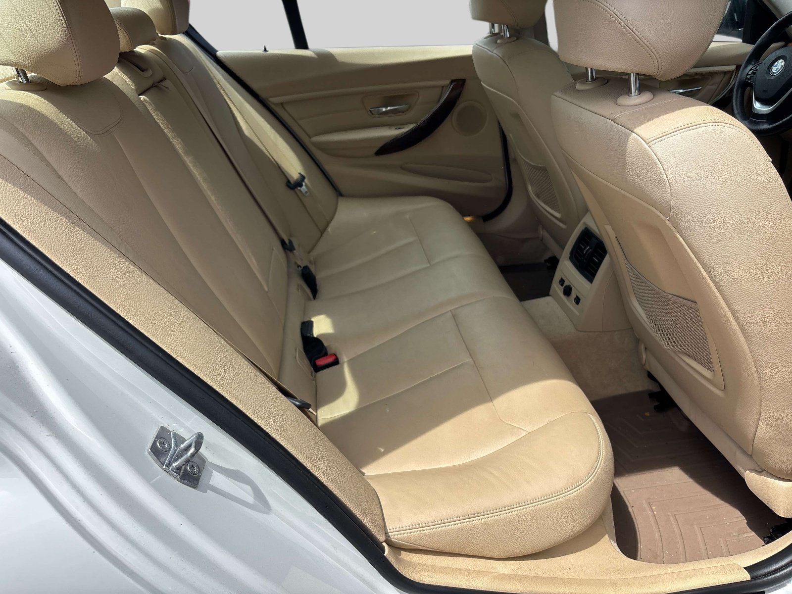 Used 2014 BMW 328i xDrive Sedan AWD/4WD image 14