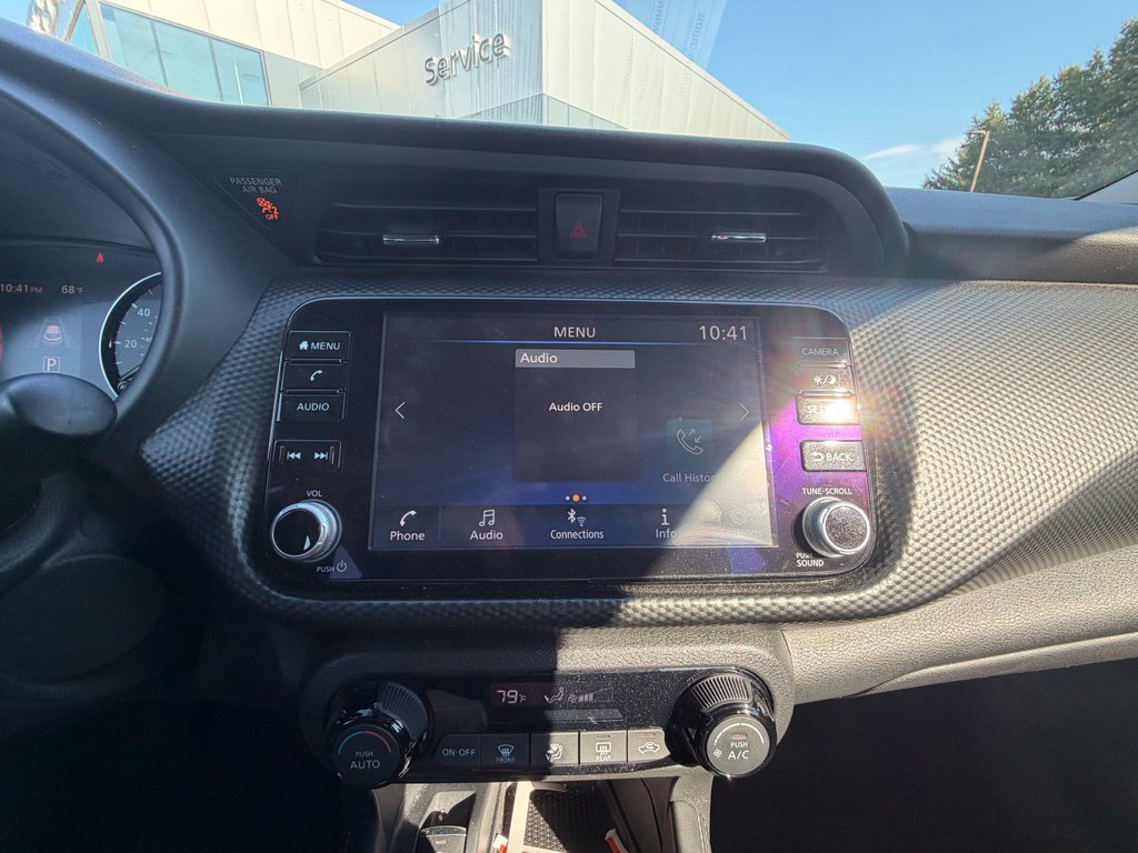 Certified 2022 Nissan Kicks SV w/ Interior Electronics Package FWD image 10