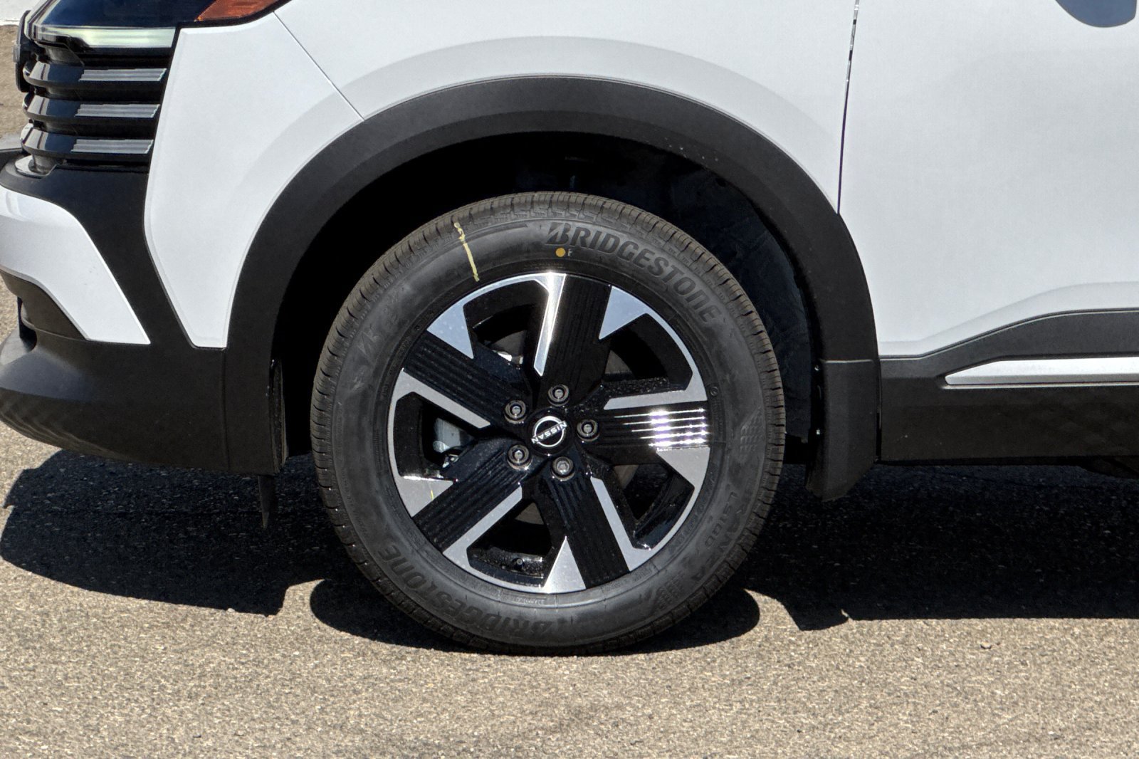 New 2027 Nissan Kicks SV w/ SV Premium Package AWD/4WD image 26