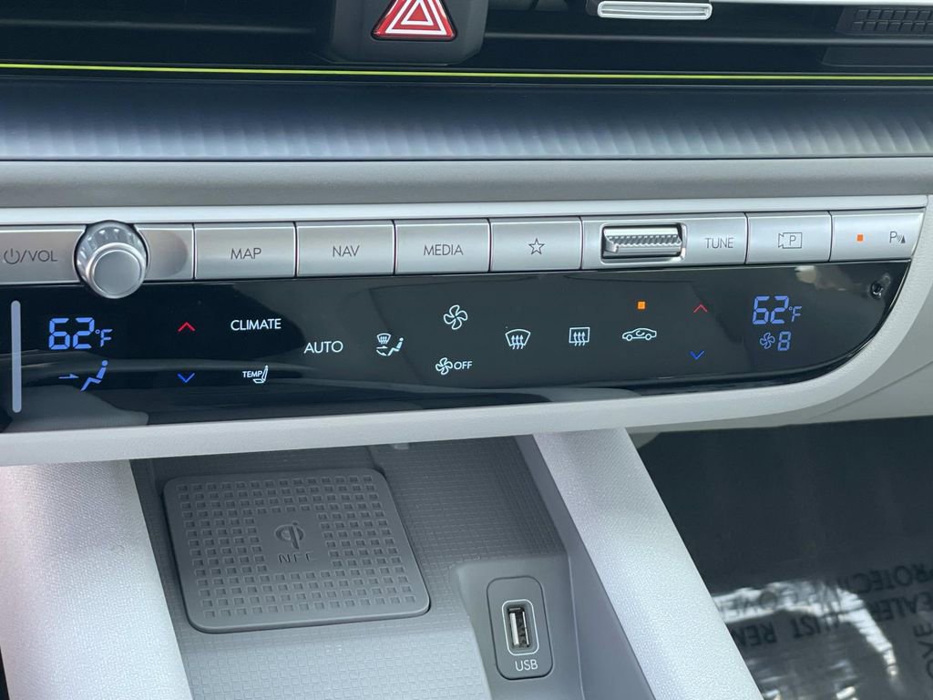 Used 2025 Hyundai Ioniq 6 SEL image 12