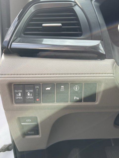 Used 2023 Honda Odyssey Elite image 21
