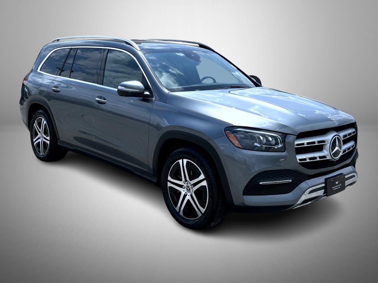 Used 2021 Mercedes-Benz GLS 450 4MATIC image 3