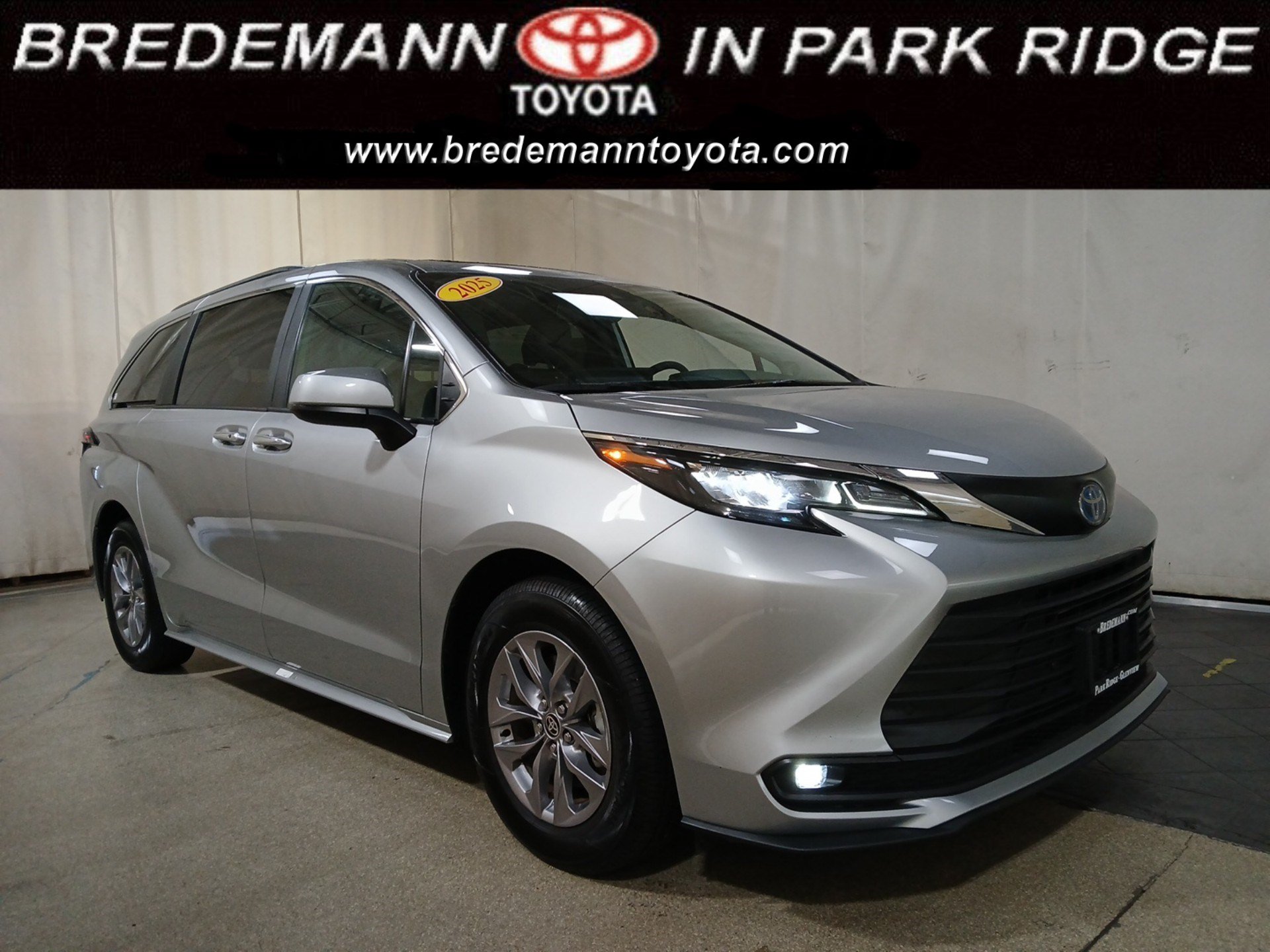 Certified 2025 Toyota Sienna XLE w/ XLE Plus Package