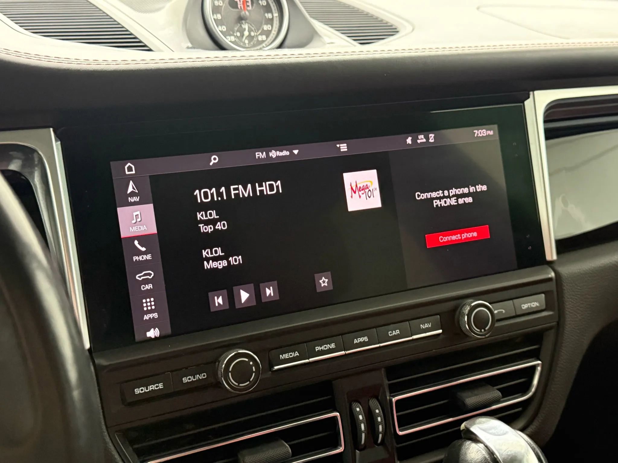 Used 2019 Porsche Macan Sport Edition image 24