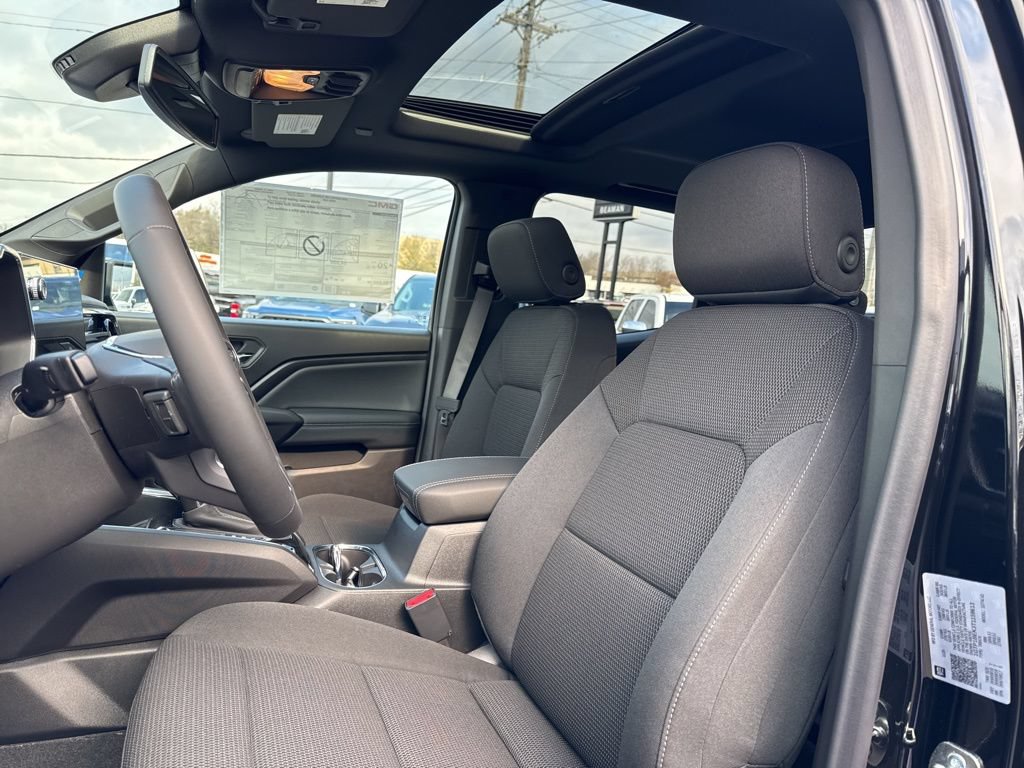 New 2026 GMC Canyon Elevation w/ Convenience Package RWD image 18