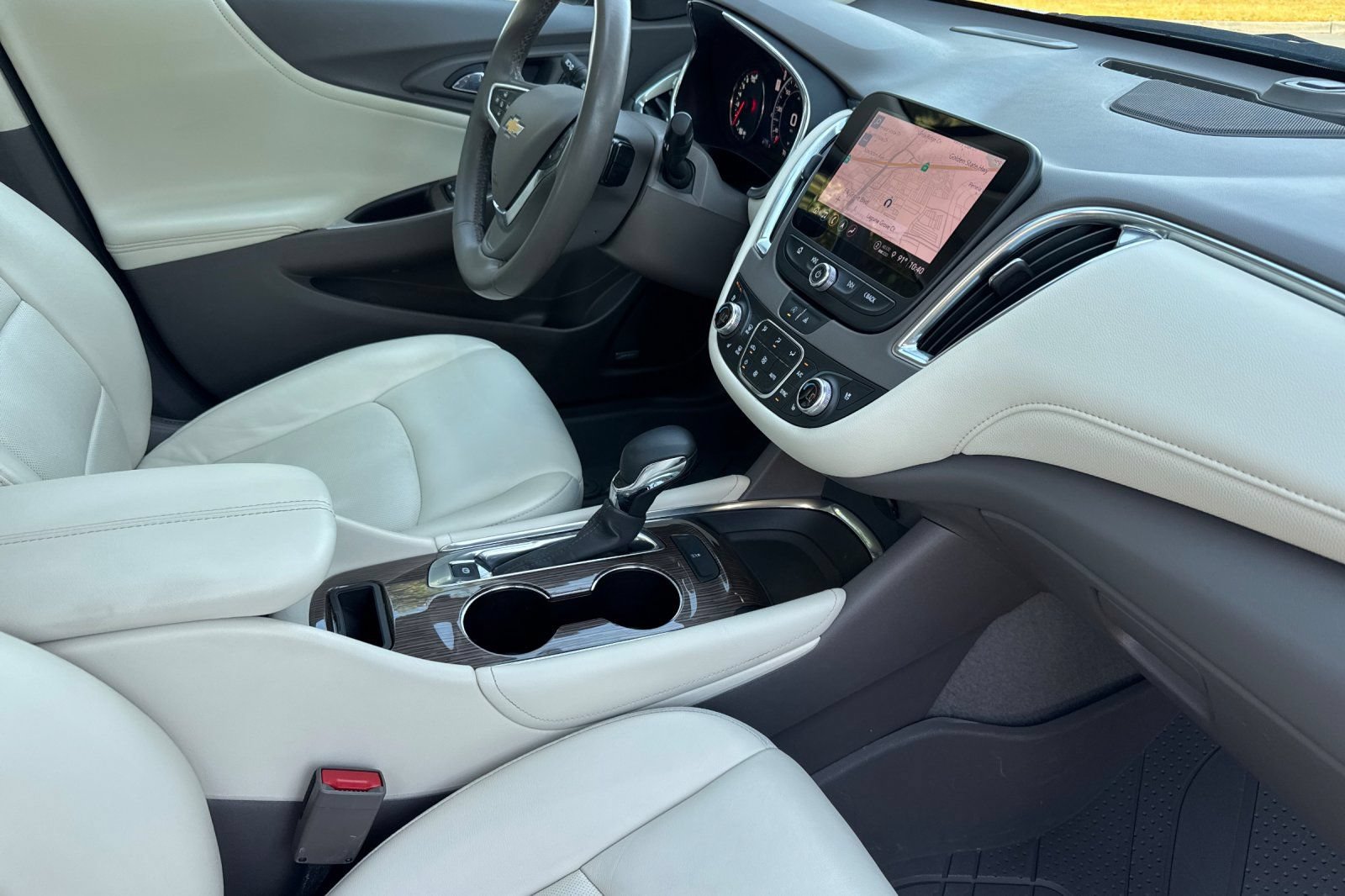 Used 2023 Chevrolet Malibu LT w/ LPO, Floor Liner Package FWD image 16
