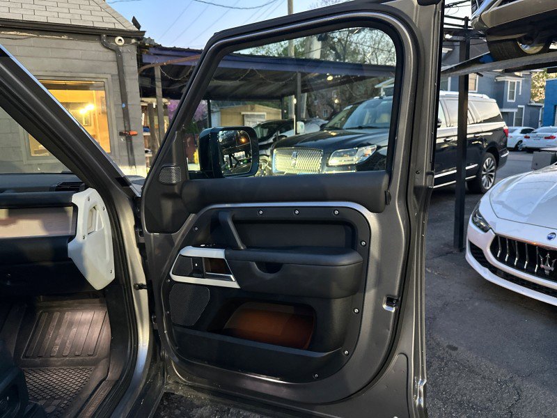 Used 2020 Land Rover Defender 110 HSE image 15