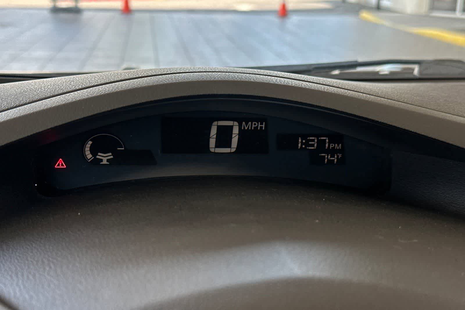 Used 2015 Nissan Leaf S w/ Charge Package FWD image 32