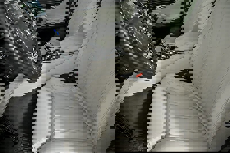 Used 2018 BMW X6 xDrive50i image 18