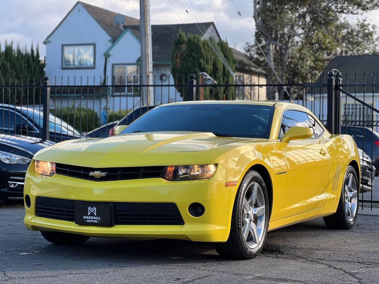 Used 2015 Chevrolet Camaro LT w/ 1LT Preferred Package image 3