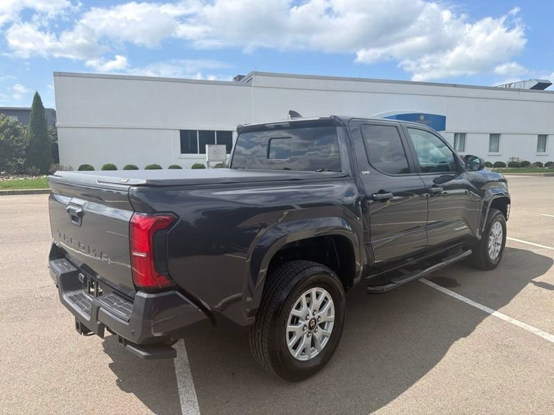 Used 2024 Toyota Tacoma SR5 AWD/4WD image 3