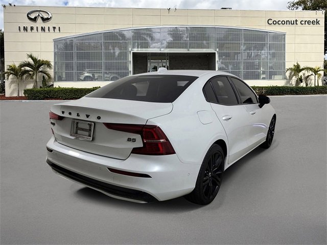 Used 2023 Volvo S60 B5 Plus w/ Climate Package image 4