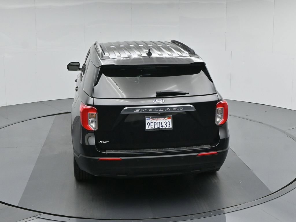 Used 2022 Ford Explorer XLT image 40