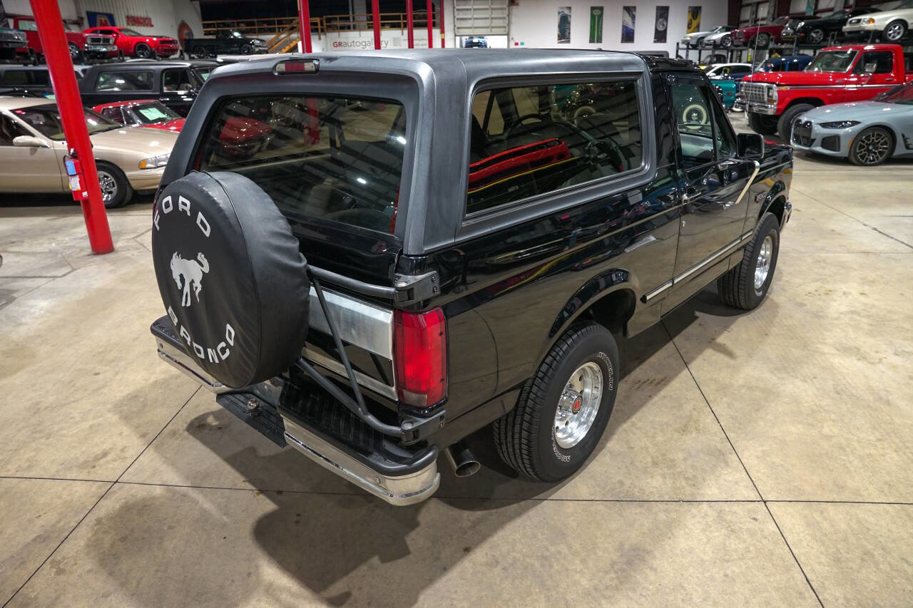 Used 1996 Ford Bronco XLT image 17