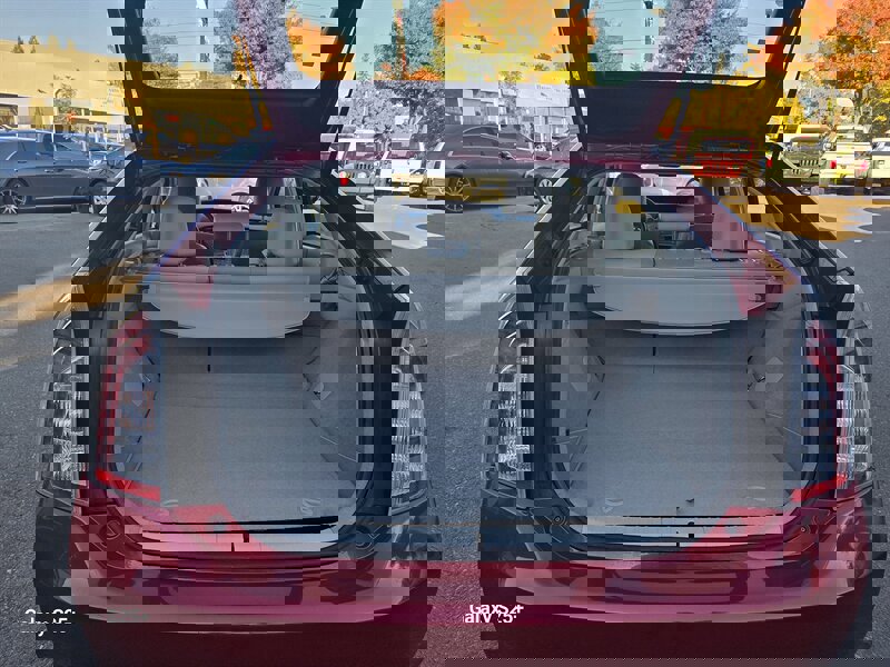 Used 2014 Toyota Prius Four w/ Solar Roof Package FWD image 6