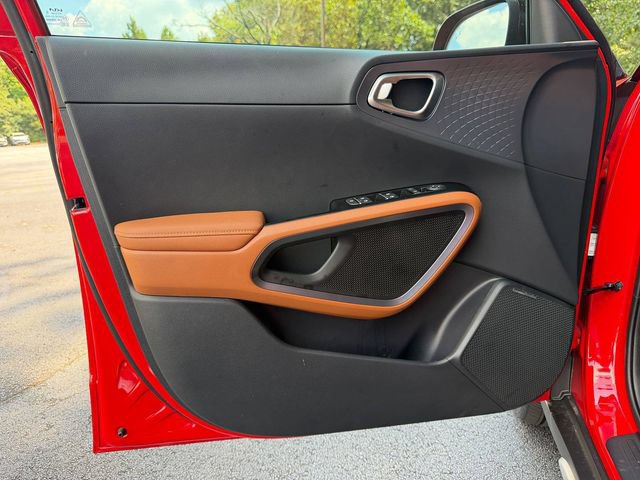 Certified 2025 Kia Soul EX FWD image 9