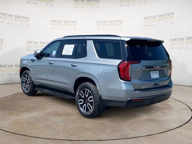 Used 2024 GMC Yukon AT4 w/ Technology Package AWD/4WD image 3