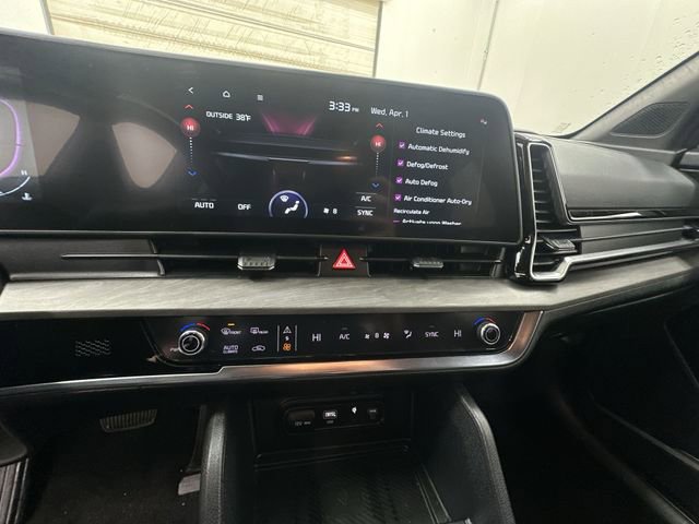 Certified 2025 Kia Sportage X-Line image 17