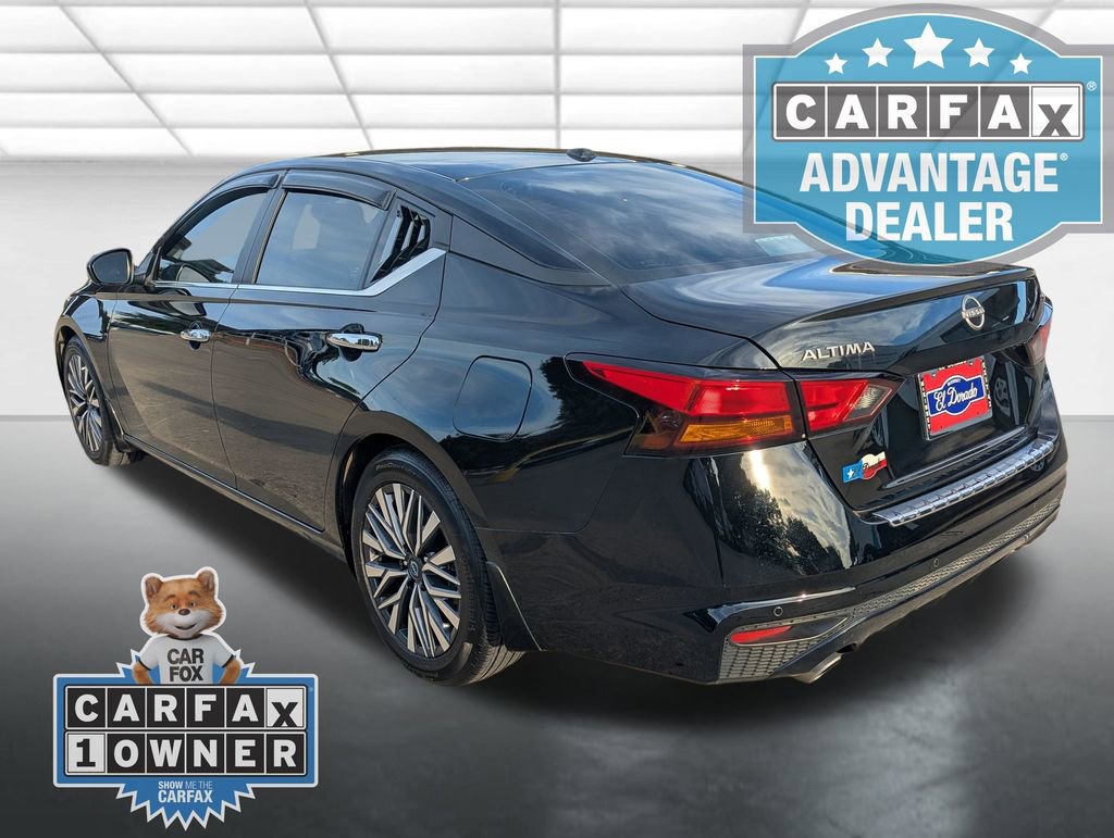 Used 2023 Nissan Altima 2.5 SV w/ SV Premium Package FWD image 2