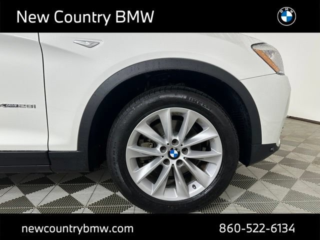 Used 2017 BMW X3 xDrive28i AWD/4WD image 4