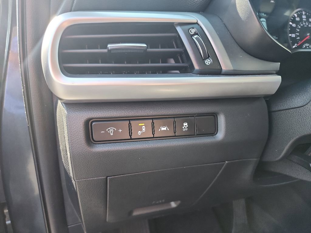 Used 2021 Kia Telluride LX image 14