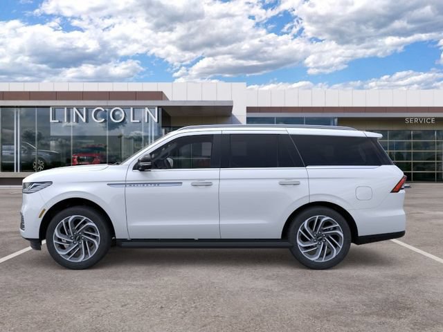 New 2026 Lincoln Navigator Premiere AWD/4WD image 2