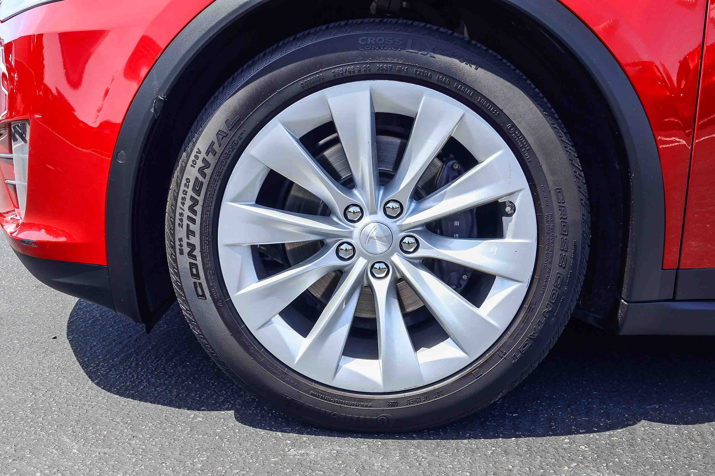 Used 2018 Tesla Model X 75D AWD/4WD image 16