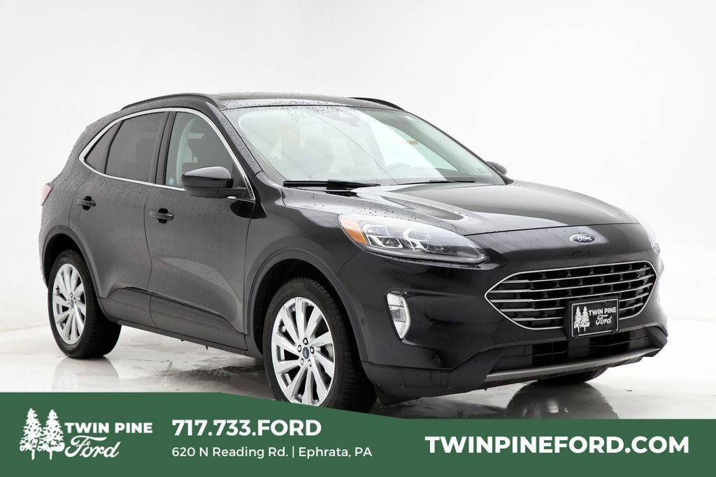 Used 2022 Ford Escape Titanium w/ Titanium Elite Package AWD/4WD image 1