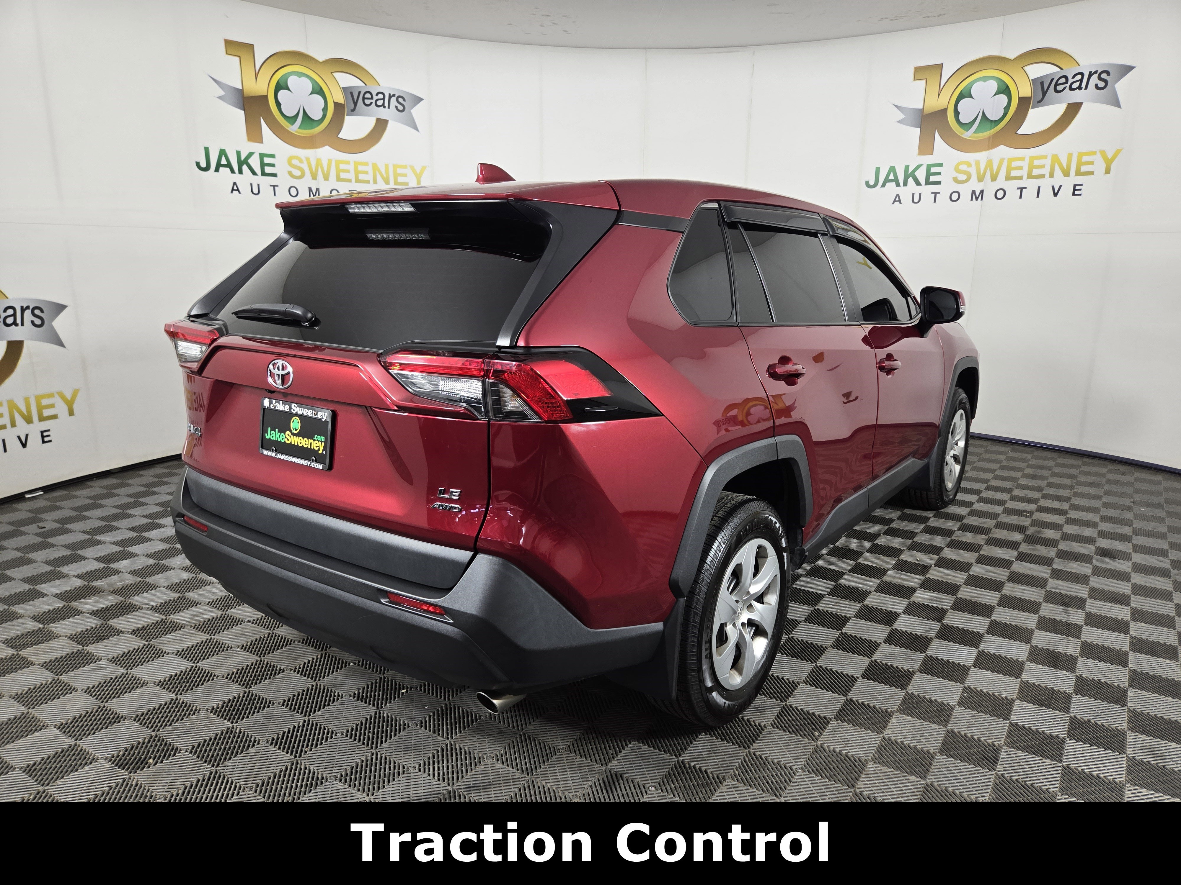 Used 2022 Toyota RAV4 LE AWD/4WD image 9