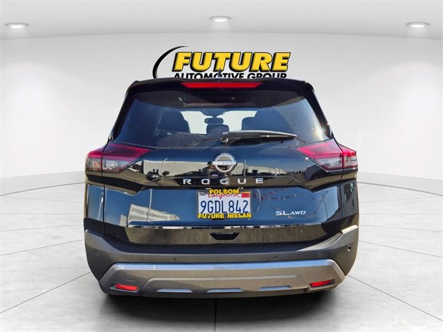 Used 2023 Nissan Rogue SL image 5