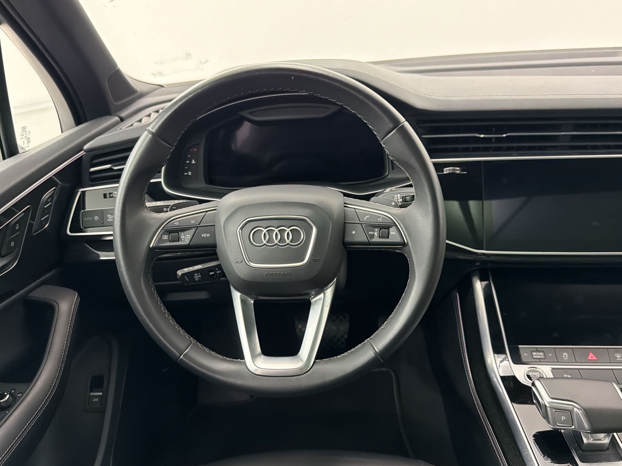 Used 2025 Audi Q7 3.0T Premium Plus AWD/4WD image 29