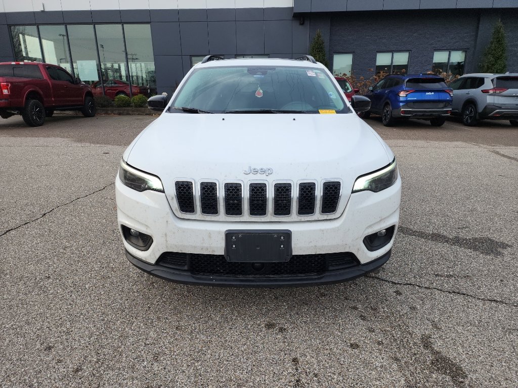Used 2022 Jeep Cherokee Latitude Lux w/ Sun & Sound Group image 2