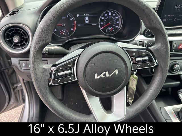 Certified 2023 Kia Forte LXS w/ LXS Technology Package image 19
