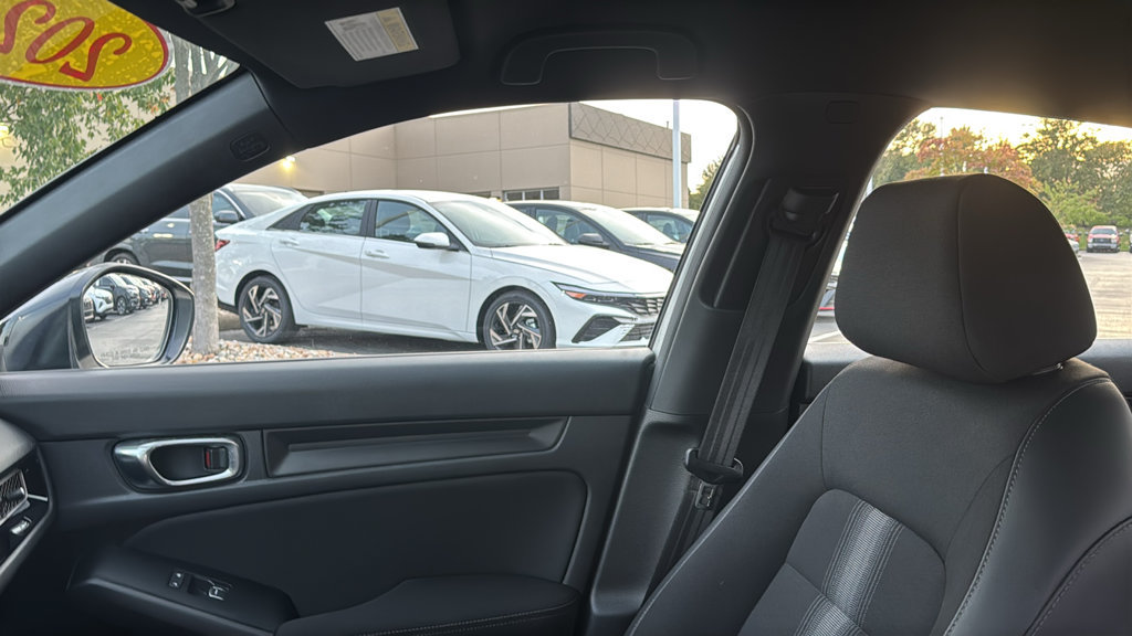 Certified 2025 Honda Civic Sport image 25